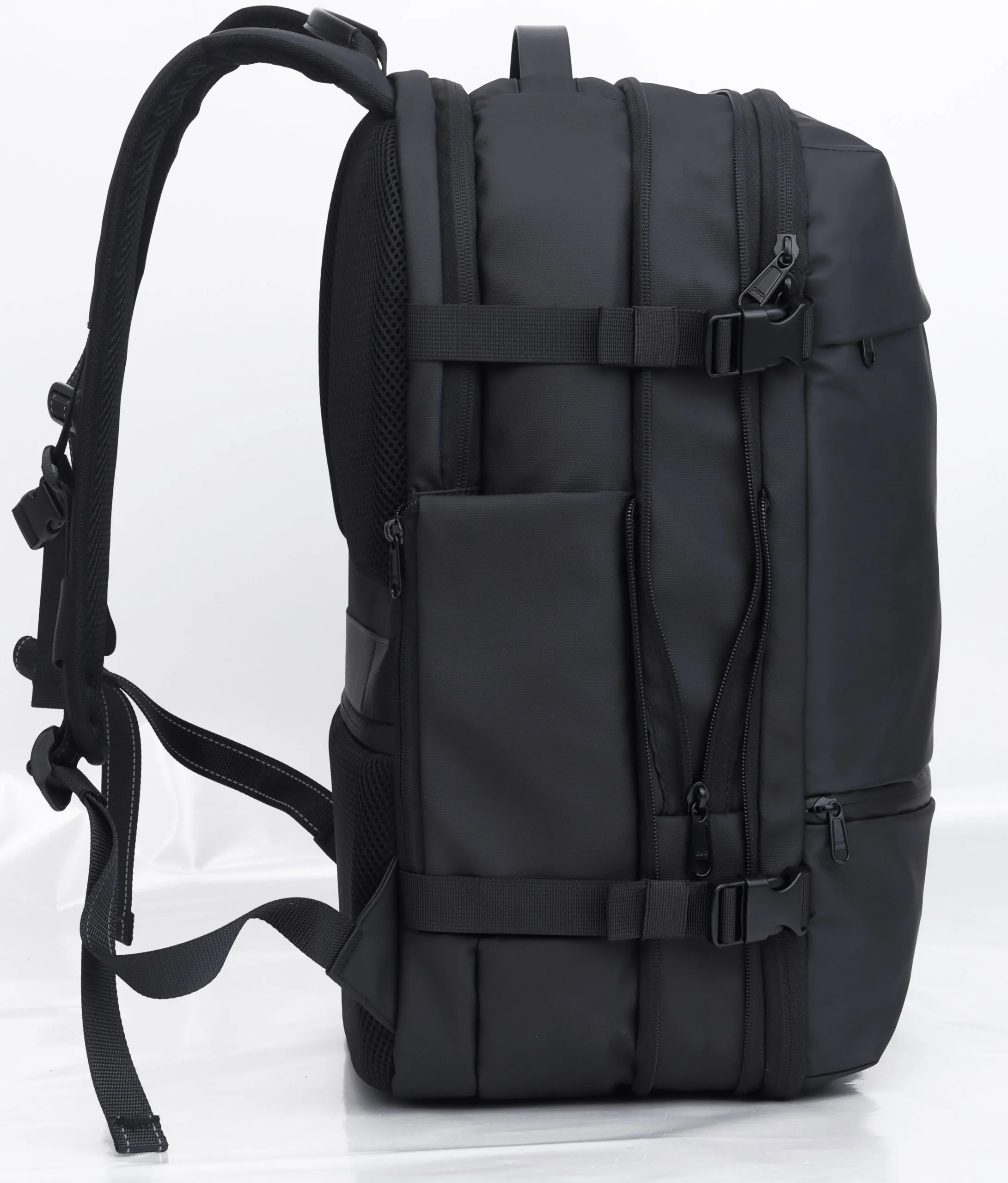 Classone VC173-00B VIP Vacuum Travel 14/15.6/17.3" Notebook Sırt Çantası Siyah